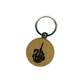 Schlüsselanhänger aus  Filz und Holz mit Knochenhand
